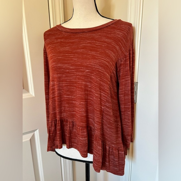 Women's long sleeve flowy Rust Top - Picture 1 of 5